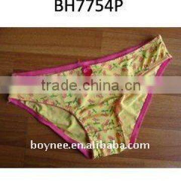 Fashion women's brief