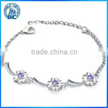Hollow Four Leaf Flower Inlay Czech Rhinestone Bracelet