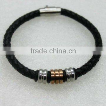 wholesale braided leather or PU bracelets for women