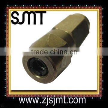 4 Jaws Grease Gun Coupler