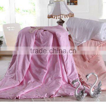 best selling items hotel quilts