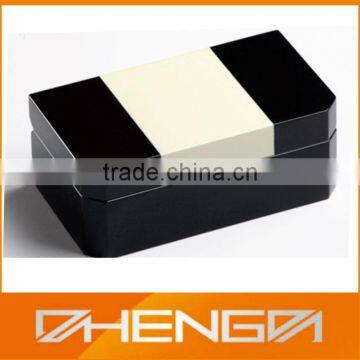 Custom Make Luxury Packaging Boxes for Perfume