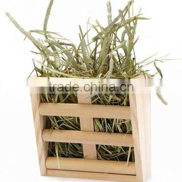 carnopet rabbit wooden stable grass feeder