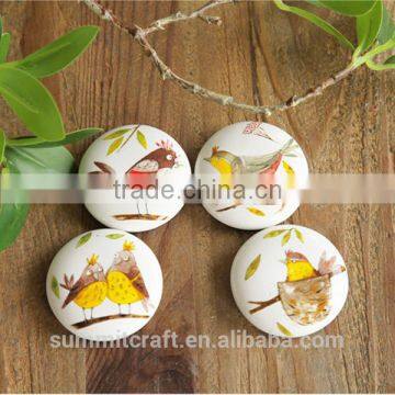 Bird pattern round shape white ceramic fridge magnet