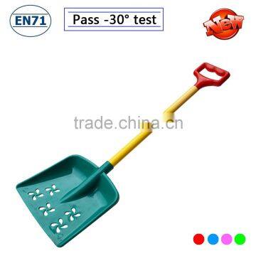 snow scoop toy by kids plastic strong shovel to Japan spade in sand teens shovel