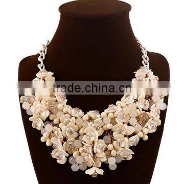 Zm33312a Colorful Fashion Women Resin Flower Bohemian Necklace Jewelries photo-4
