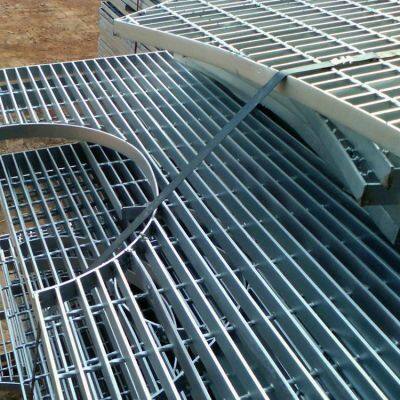 Steel Grating Stair Treads With Serrated Nosing Anti-Slip Surface for Industrial Walkways photo-5