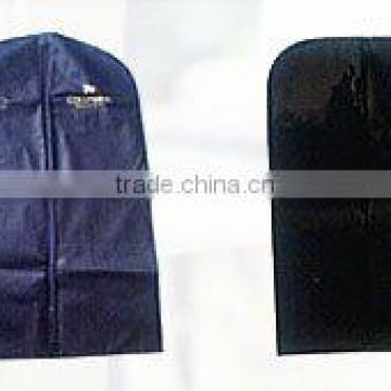 GARMENT COVER