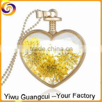 DIY Crystal glass heart locket necklace with chrysanthemum