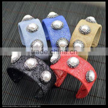 LFD-B0020 Wholesale Fashion Jewelry Pearl With Pave Rhinestone Crystal Cowhide Charm Bangles in Mixed Color