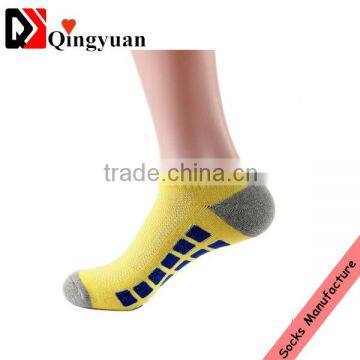 hot sale new arrival sport cotton comfortable breathable ankle fancy design top sale cotton terry socks for unisex