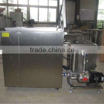 combustion engine parts cleaning machine