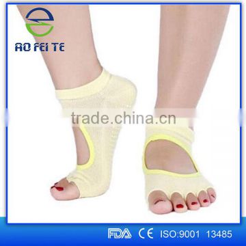 2016 New Products Toe Custom Non-slip Massage Pilates Yoga Socks