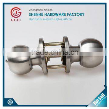 Front door, privacy, passage, bathroom tubular easy installation knob lock with brass keys                        
                                                Quality Choice