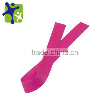 Disposable latex free tourniquet for rose color