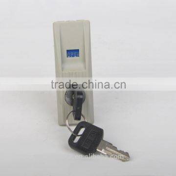 Disc patent sliding door lock