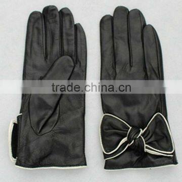 2015 new season special design with white lace bow lady leather gloves