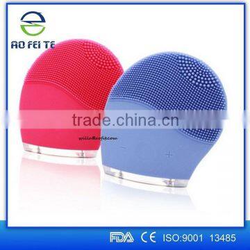 New Beauty Tool Silicone Facial Brush/Electric Facial Cleanser Silicone Wavebetter