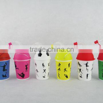 2014 NEW sports 300ml *425ml kids drinking cups with straw