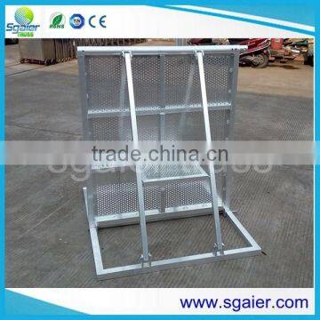 New style stage road crash crowd control barrier