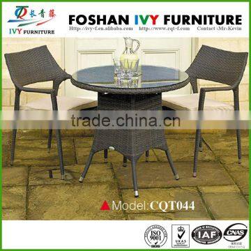 Outdoor furniture elegant PE rattan leisure coffee table and chairs