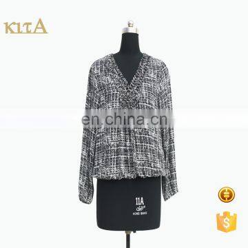 Women Elastic Cuff Hem Braided Collar Abstract Print Blouse