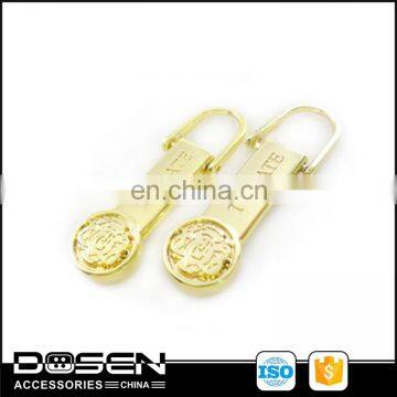 High Quality Gold Color Custom Designer Metal Zipper Pull For Bag Accessory Supplier Key Locking Zipper Slider Pendant