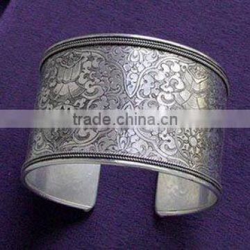 Traditional Bangle