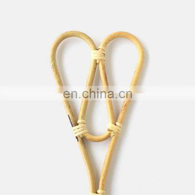 Hot Selling Simple Rattan Rug Beater Wicker Woven Dust Beater Cheap Wholesale Made in Vietnam