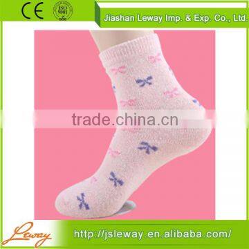 New Style wholesale custom pink wool socks patterned anti-slip wool socks