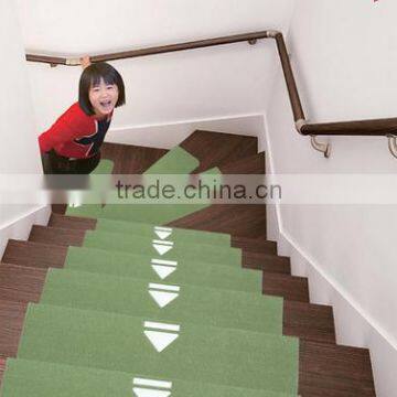 Glowing self-adhesive non-slip stair treads