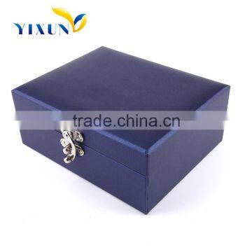 Custom Made Paper With Classical Button Cardboard Gift Box photo-3