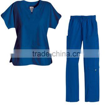 Custom hospital clothing scrub sets scrub tops and scrub pants with cargo pockets in 100% cotton