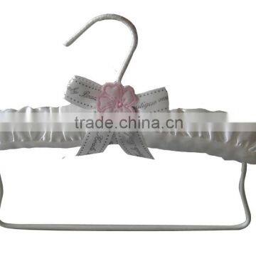 White skirt clothes padded hanger white sattin clip hanger for kids/baby/children