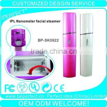 Handheld facial steamer