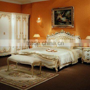 Luxury French Royal Palace 1.8M Wooden Hand Carved Openwork Double Bed photo-3