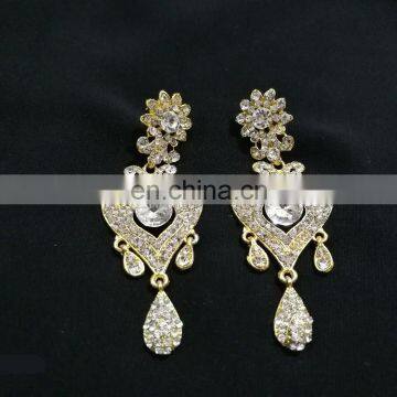 Innovative Designer Gold Plated Bollywood Style Kundan Earrings Set In White Color photo-2