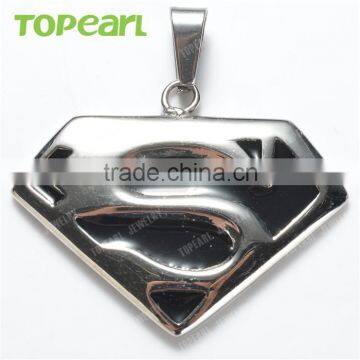 Topearl Jewelry Latest Design Black Enamel Superman The Man of Steel Superhero Pendant MEP682