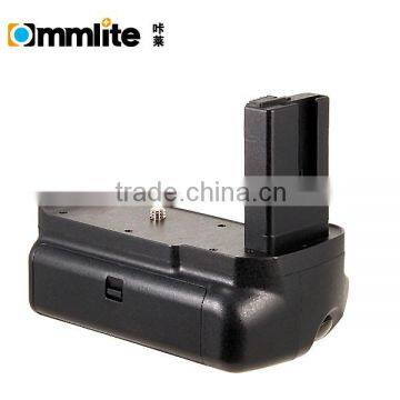 Commlite ComPak Camera Vertical Battery Grip/Battery Power/Power Pack for Nikon D3100, D3200 photo-5