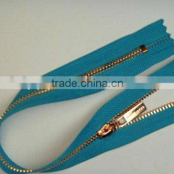 metal zipper clip