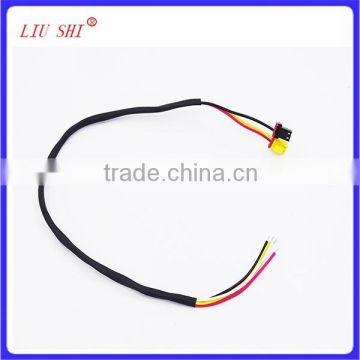 Bi-color electronic wire assembly for refrigerator