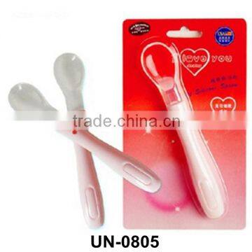 Factory direct 100% Eco-friendly soft silicone mixing spoon for new born baby accessory soft silicone mixing spoon safe UN-0805