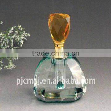 Diamond Shaped Transparent Crystal Perfume Bottle For Valentine's Day Gifts