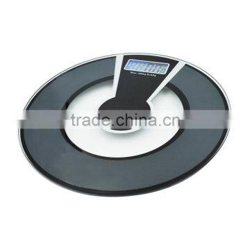 Electronic bathroom scale with backlight dispaly