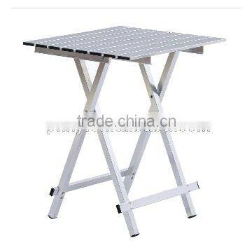 Easy carrying aluminum folding table