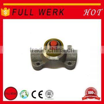 Hot sell CV Centre Yoke, universal joint coupling, drive shaft tractor 4wd for sale on F ord,R2-21-0841