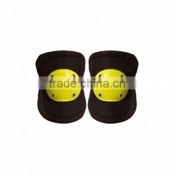 sport kneepad with plastic protection