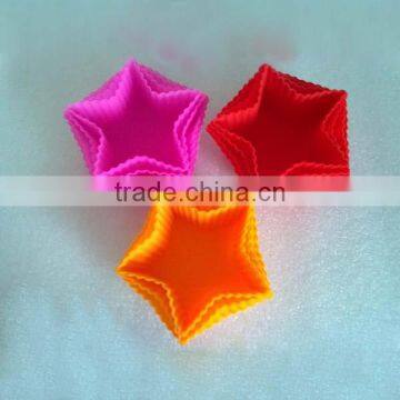 Hot selling high quality food standard star shaped silicon cake cup moulds, mini silicone cake cups