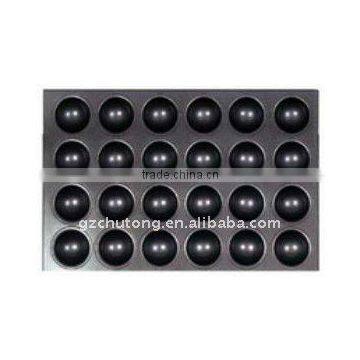 Non-stick carbon steel cake mould