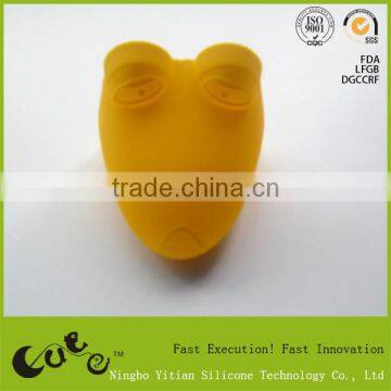 silicone frog shape mitt animal shape glove